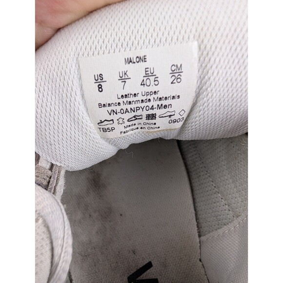 Athletic_Shoes